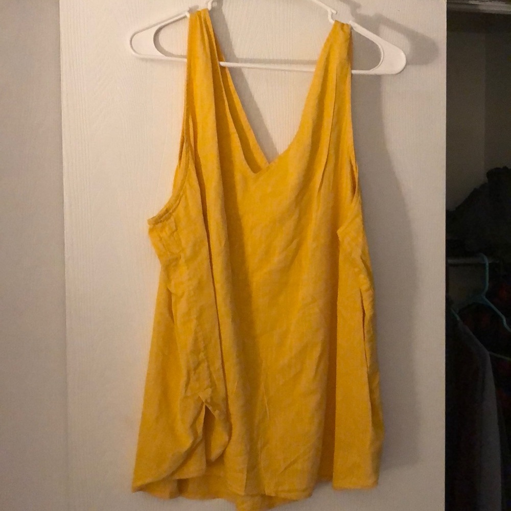 Yellow top with v neck